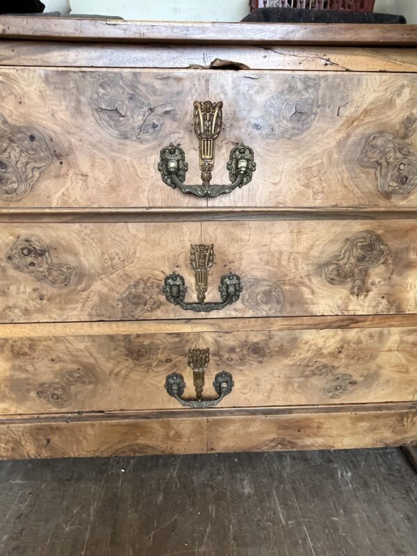 Ancienne commode